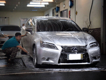 鴻運汽車美研工作室