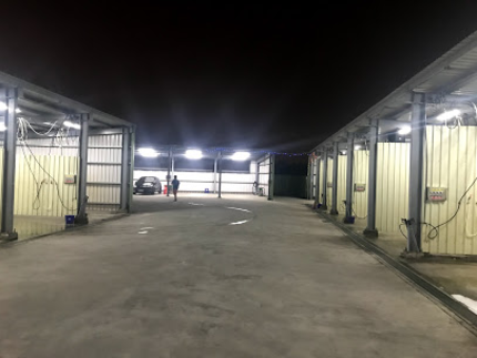 高鐵自助投幣洗車廣場