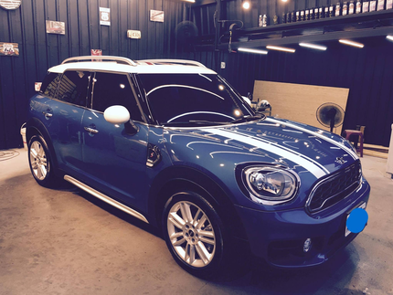 世新汽車專業美容