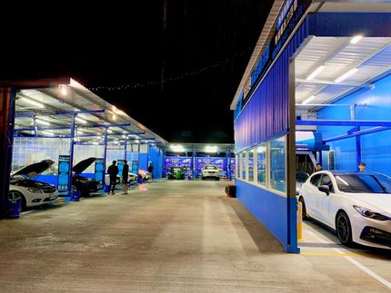 魔法泡泡精緻自助洗車場-燕巢旗艦店