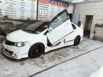 光潔汽車美容車體