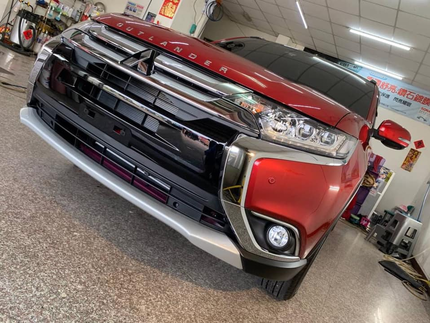 龍泰汽車鍍膜美容中心