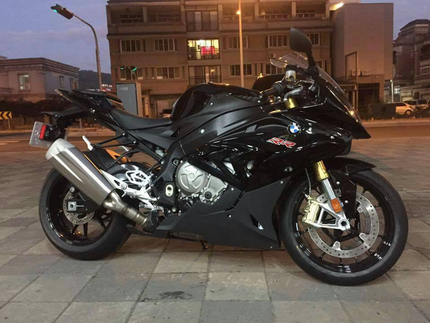 上發手工洗車場