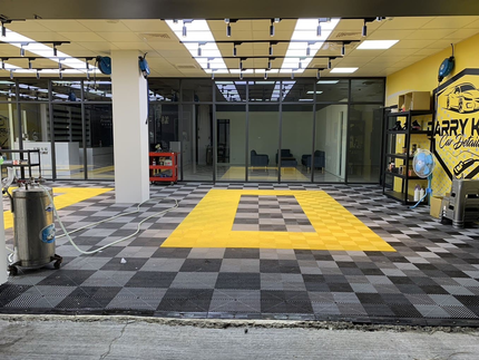 大大力良品鍍膜(台中南屯店)－台中汽車鍍膜美容｜車體鍍膜｜精緻洗車