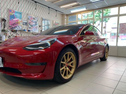 慧昌貼膜工藝(車體彩繪,車體包膜)