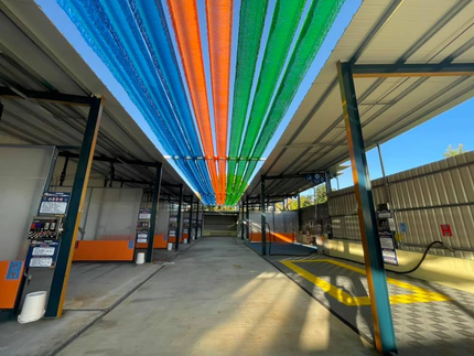 極端主義自助洗車