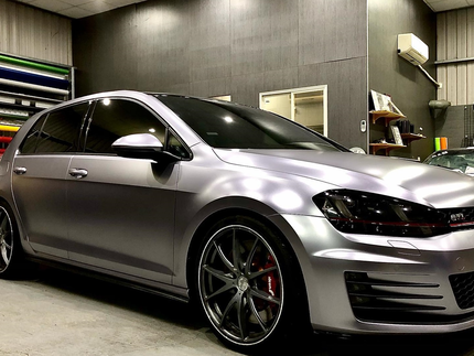 荷魯斯車體包膜-廣興店