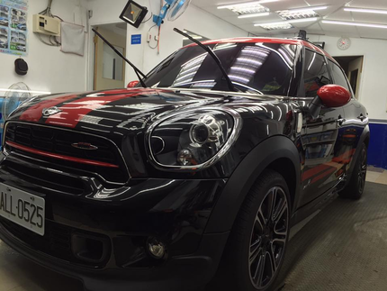 Se掐專業汽車美容鍍膜施工中心