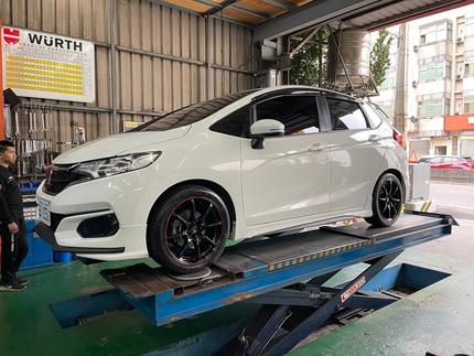 Continental德國馬牌輪胎-炫鋒輪胎