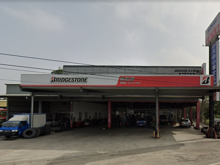 雲南汽車（ 三立輪胎行）