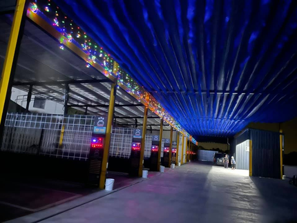 車麻吉自助洗車虎尾旗艦店