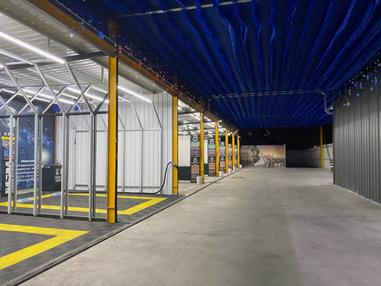 車麻吉自助洗車虎尾旗艦店