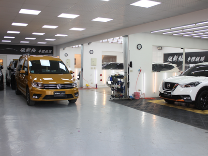 磁新釉車體鍍膜高雄店