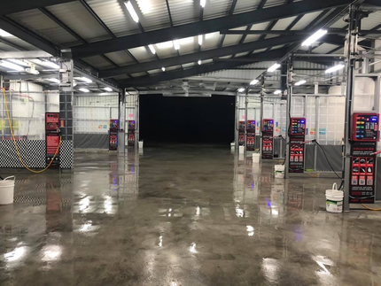 時圓自助洗車 金馬店