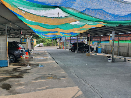 仁勇自助洗車場