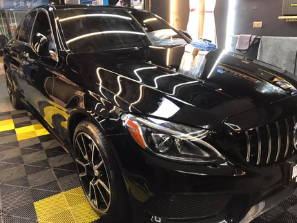 磨潔作車體藝術