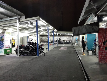 Reborn摩托聚場自助洗車