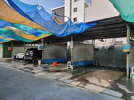 仁勇自助洗車場
