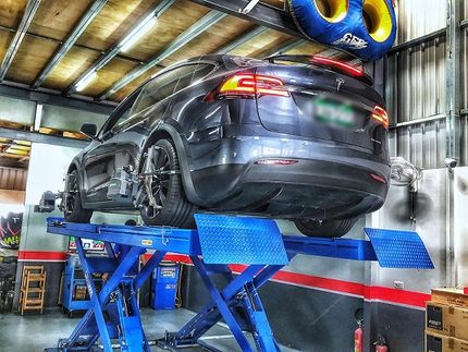 Pirelli 倍耐力輪胎 - 上順輪胎