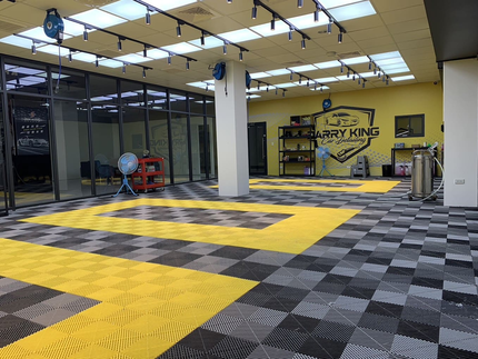 大大力良品鍍膜(台中南屯店)－台中汽車鍍膜美容｜車體鍍膜｜精緻洗車