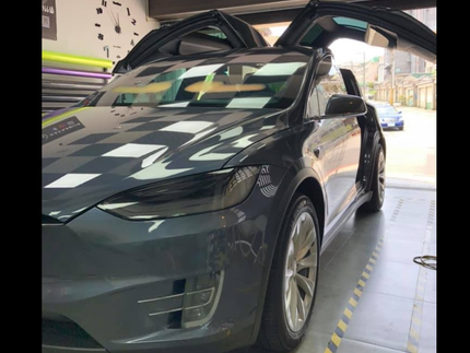 膜 mó 基隆車體包膜